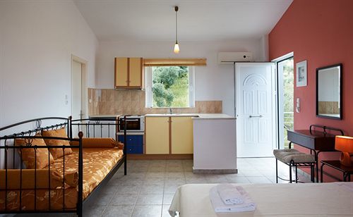 Irene Studios Hotel Evia Ngoại thất bức ảnh